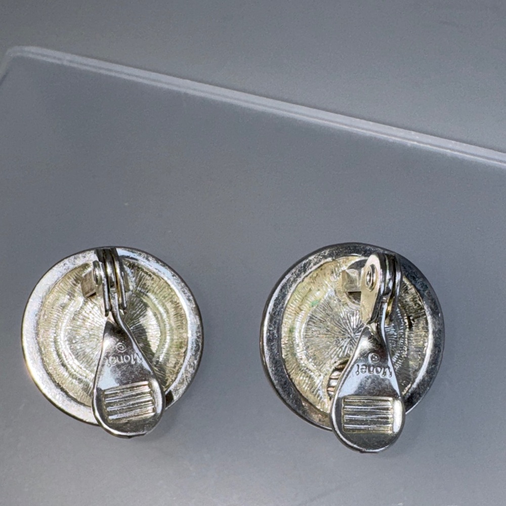 Vintage Monet Black and Silver Round Clip on Earrings - Picture 3 of 5